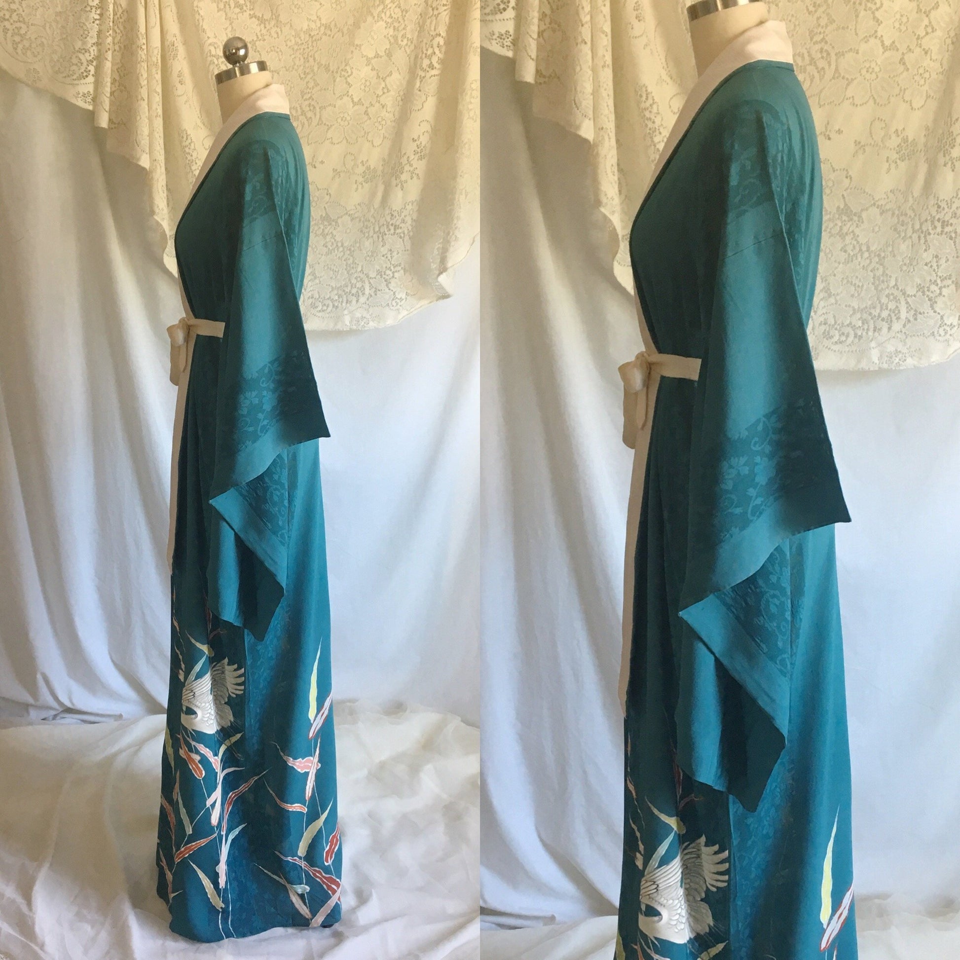 Vintage 1930's Kimono Robe | Teal Silk Crepe with Sheer Lace & Hand Painted Detail | Free Size - Daggers & Dames