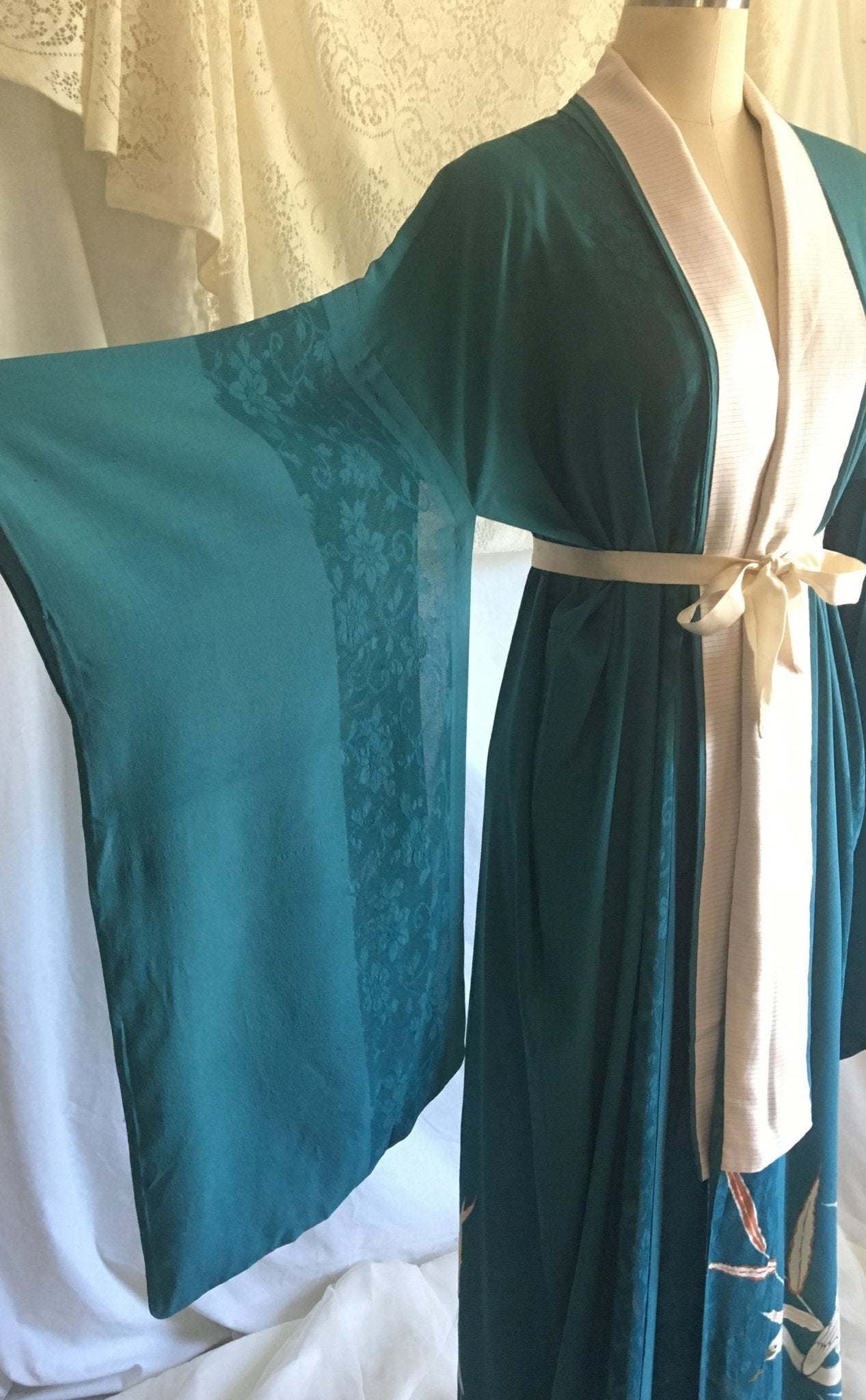 Vintage 1930's Kimono Robe | Teal Silk Crepe with Sheer Lace & Hand Painted Detail | Free Size - Daggers & Dames