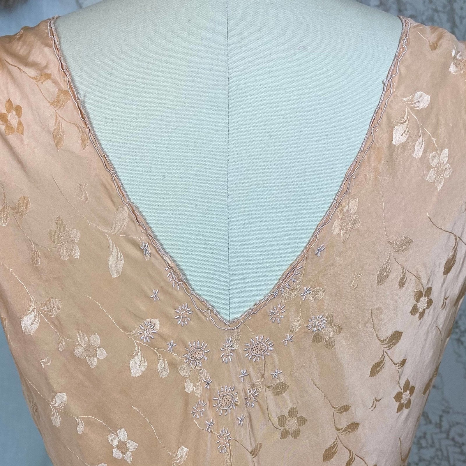 Vintage 1930's Nightgown | Hand Stitched Rose Gold Pink Silk with Floral Satin Damask & Embroidery | Size XS, S, M - Daggers & Dames