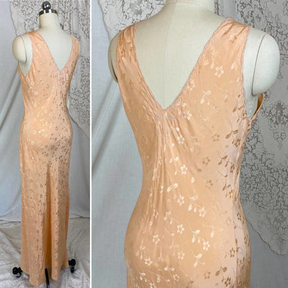 Vintage 1930's Nightgown | Hand Stitched Rose Gold Pink Silk with Floral Satin Damask & Embroidery | Size XS, S, M - Daggers & Dames