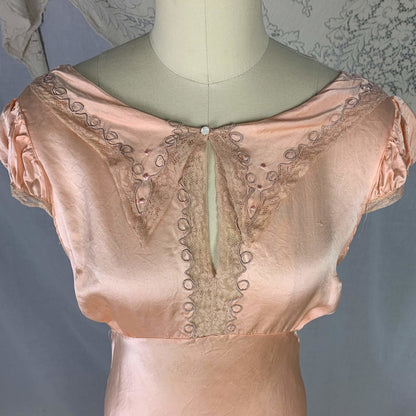 Vintage 1930's Nightgown | Pale Rose Pink Silk Satin Glace with Soutache Embroidery & Lace | Size S | Lerner Shops - Daggers & Dames