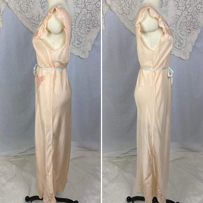 Vintage 1930's Nightgown | Peachy Pink Silk with Blush Lace | Size M, LG - Daggers & Dames