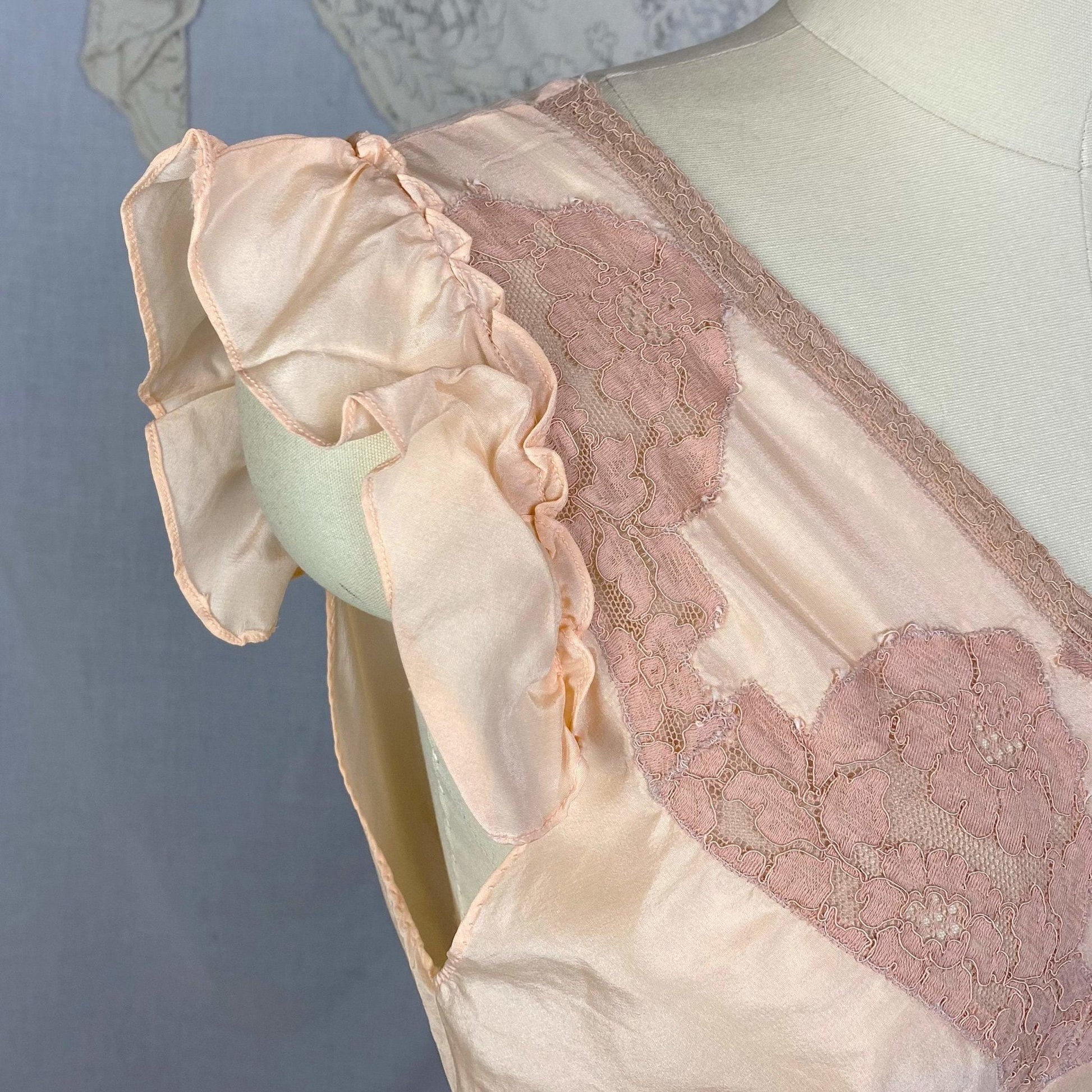 Vintage 1930's Nightgown | Peachy Pink Silk with Blush Lace | Size M, LG - Daggers & Dames