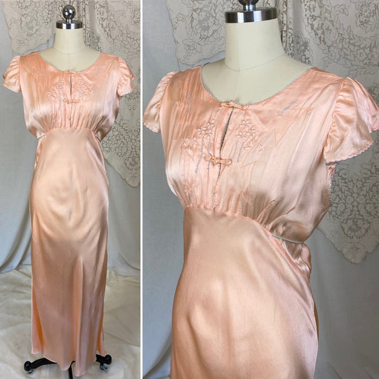 Vintage 1930's Nightgown | Rose Gold Peach Silk with Sky Blue Edging & Trapunto Floral Embroidery | Size S, M - Daggers & Dames