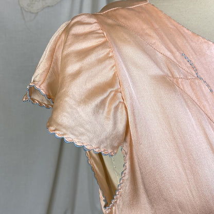 Vintage 1930's Nightgown | Rose Gold Peach Silk with Sky Blue Edging & Trapunto Floral Embroidery | Size S, M - Daggers & Dames