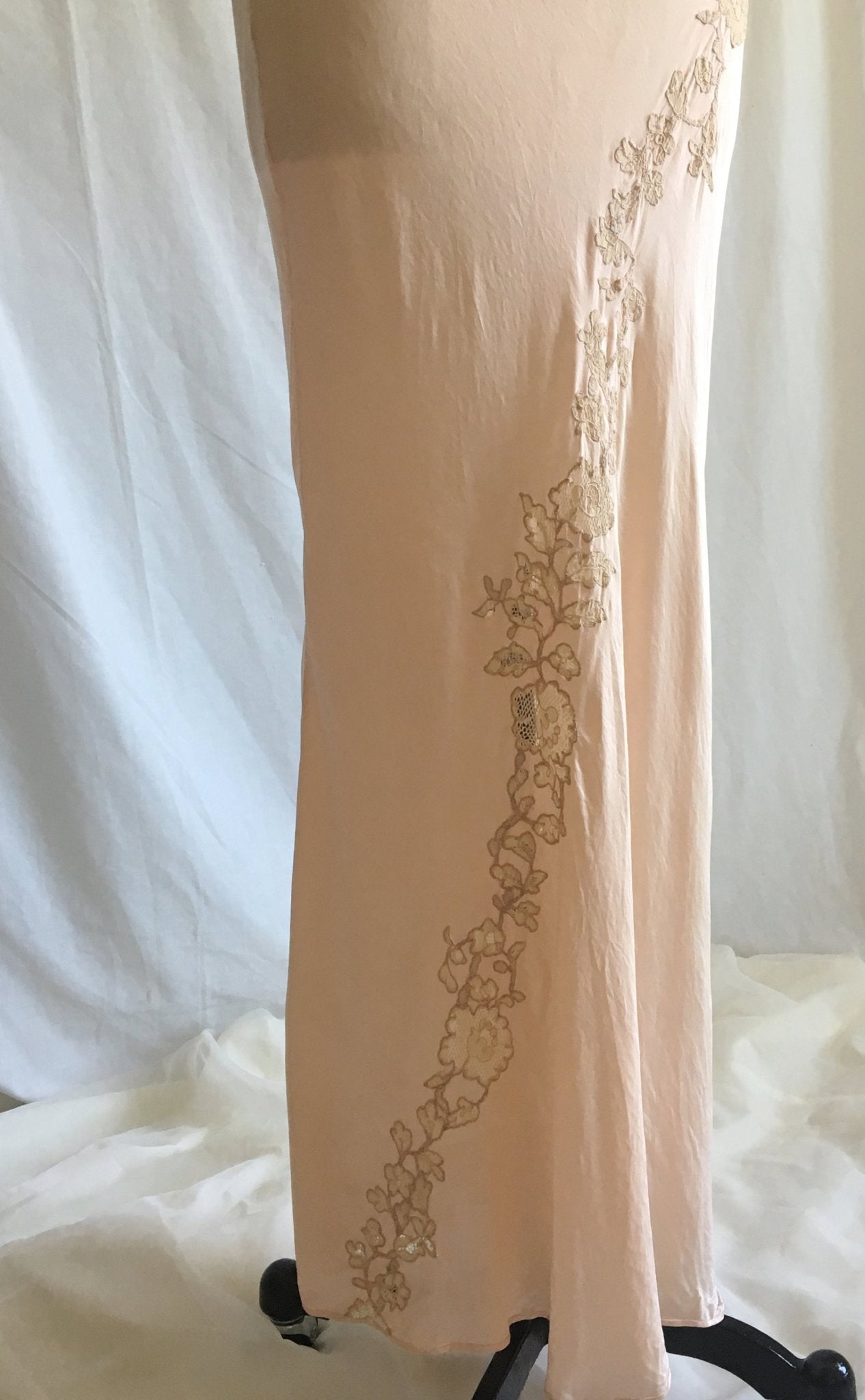 Vintage 1930's Nightgown | Sheer Rose Gold Pink Silk with Monogram & Lace | Size XS, S - Daggers & Dames