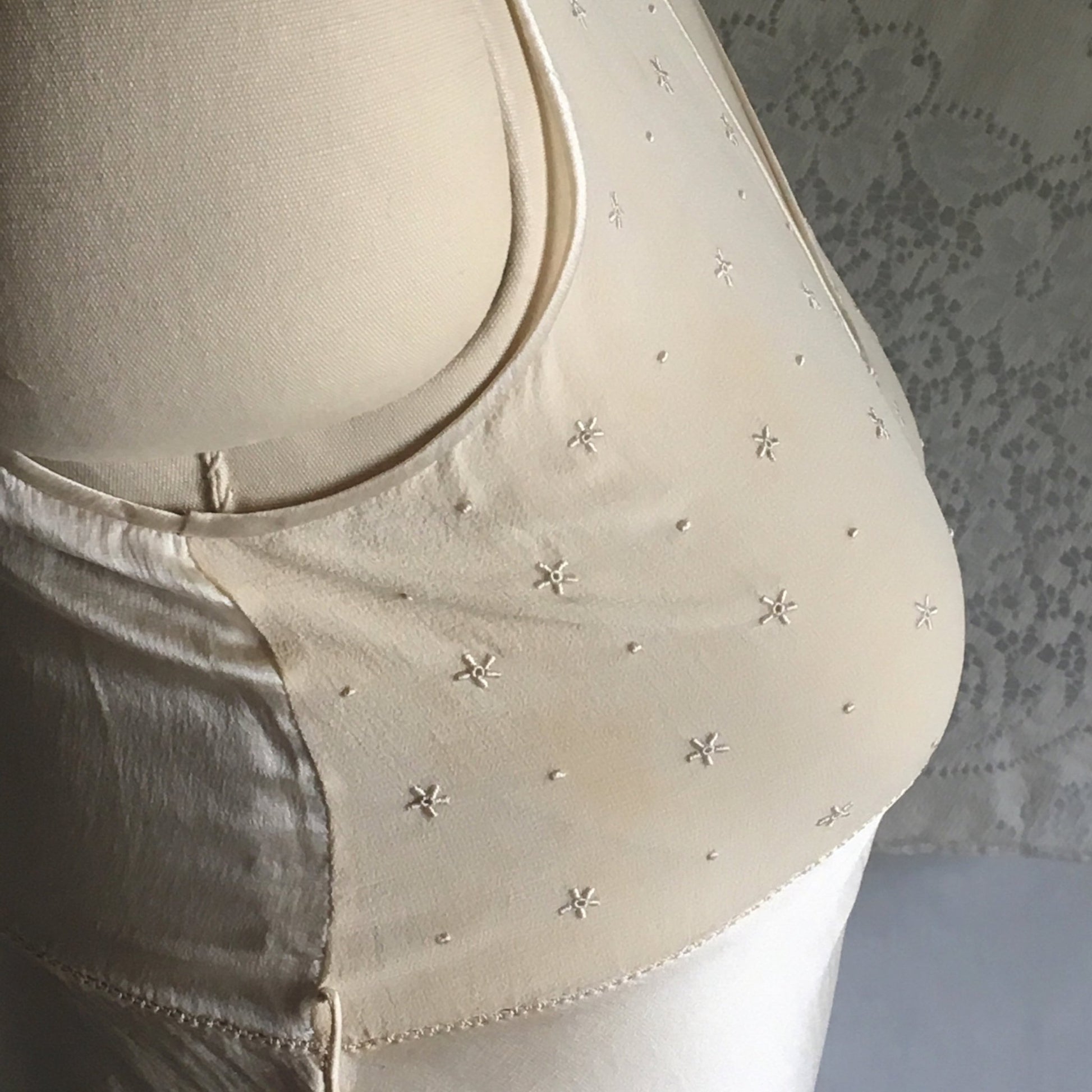 Vintage 1930's Pajama Set | Champagne Silk Charmeuse with Embroidered Chiffon | Size XXS, XS - Daggers & Dames
