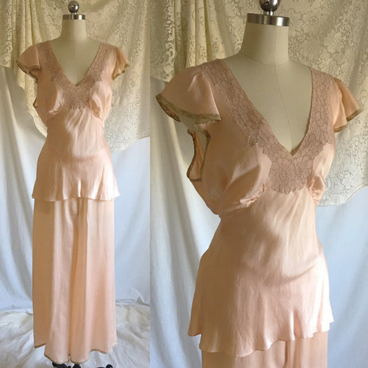 Vintage 1930's Pajama Set | Rose Gold Pink Silk with Blush Alençon Lace | Size XLG - Daggers & Dames