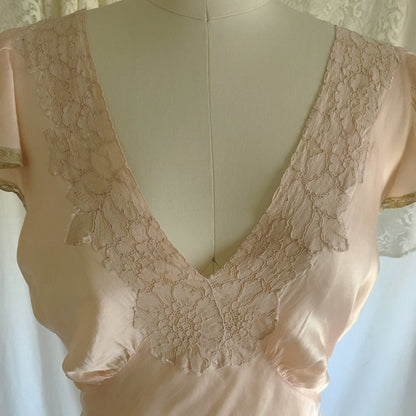 Vintage 1930's Pajama Set | Rose Gold Pink Silk with Blush Alençon Lace | Size XLG - Daggers & Dames