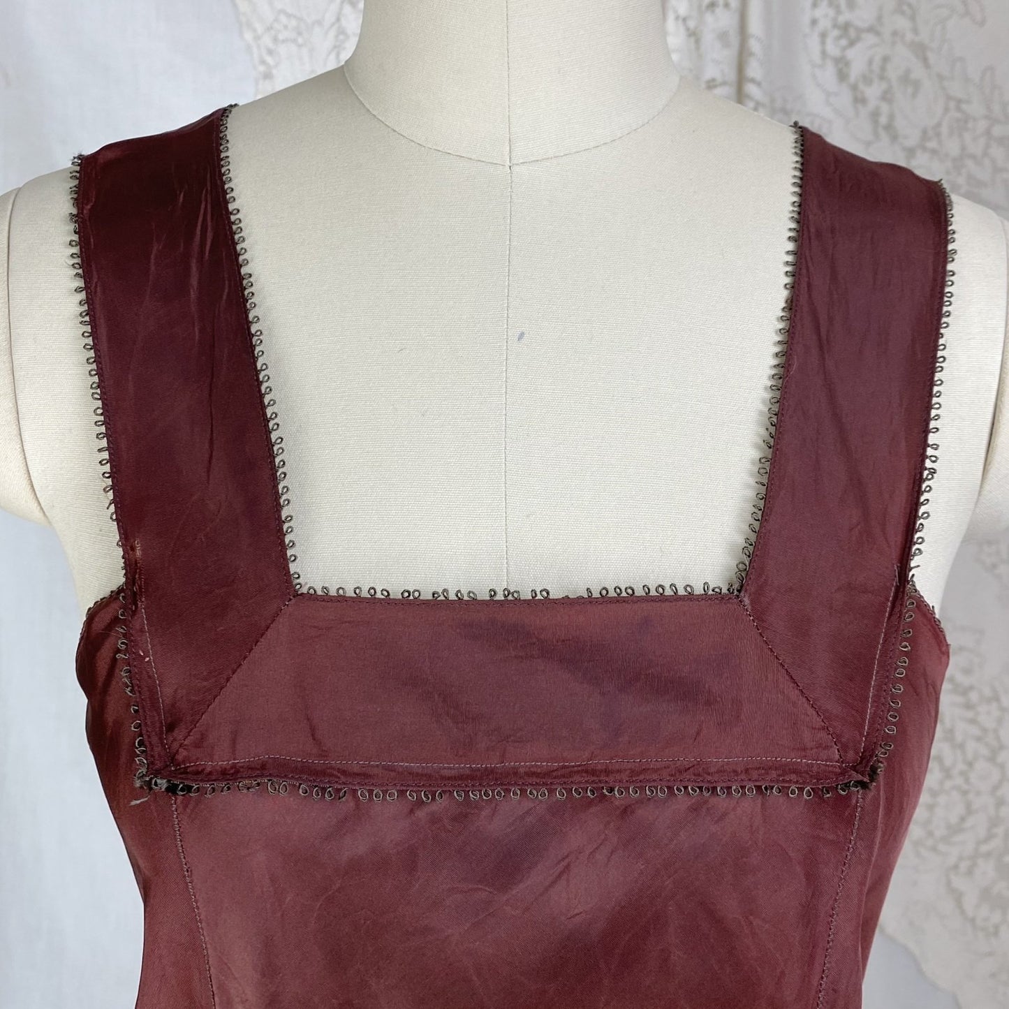 Vintage 1930's Slip | Deep Chocolate Brown Rayon Taffeta | Size XS - Daggers & Dames