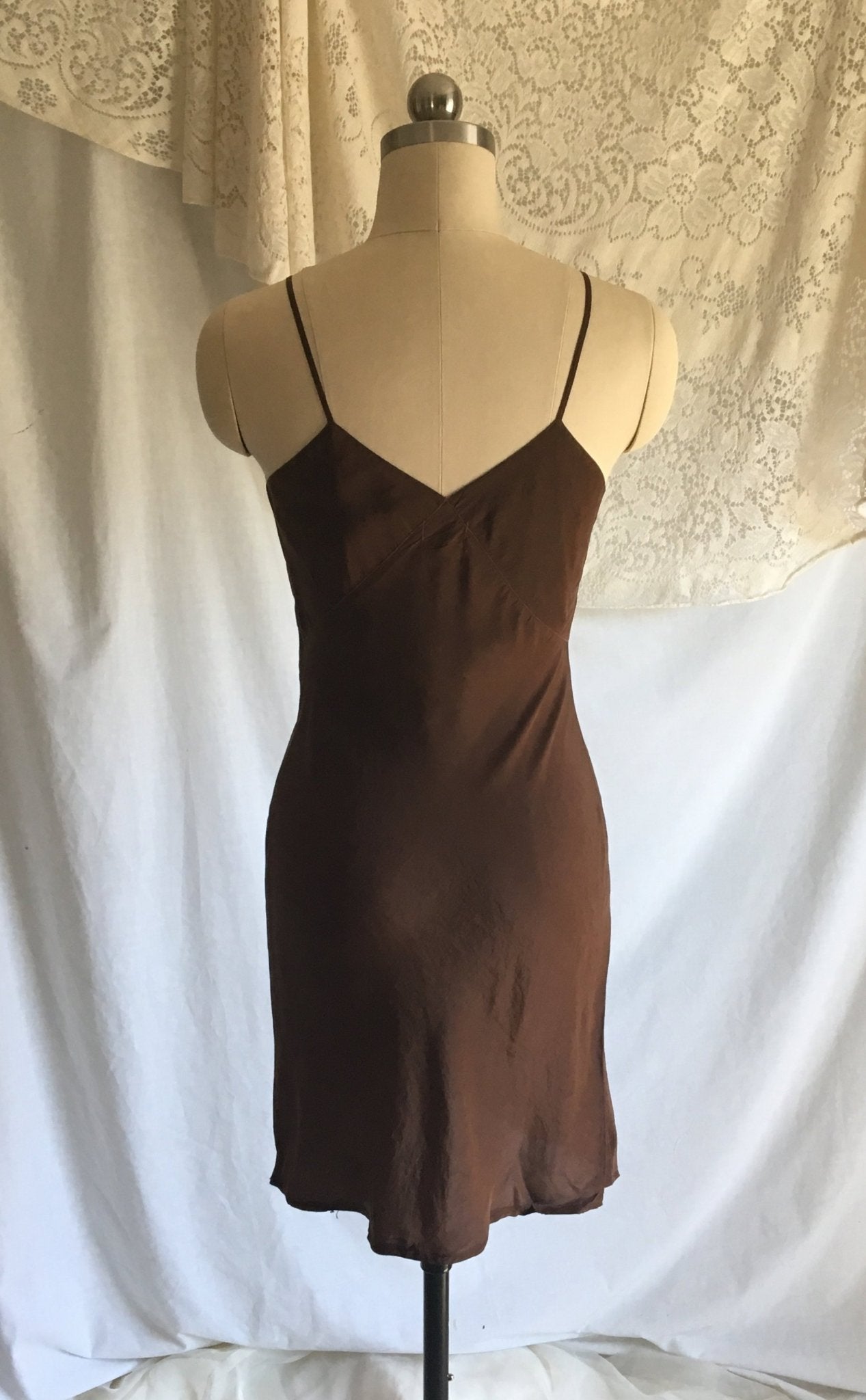 Vintage 1930's Slip | Mocha Brown Silk Crepe de Chine with Bias Cut | Barbizon | Size XS, Petite - Daggers & Dames