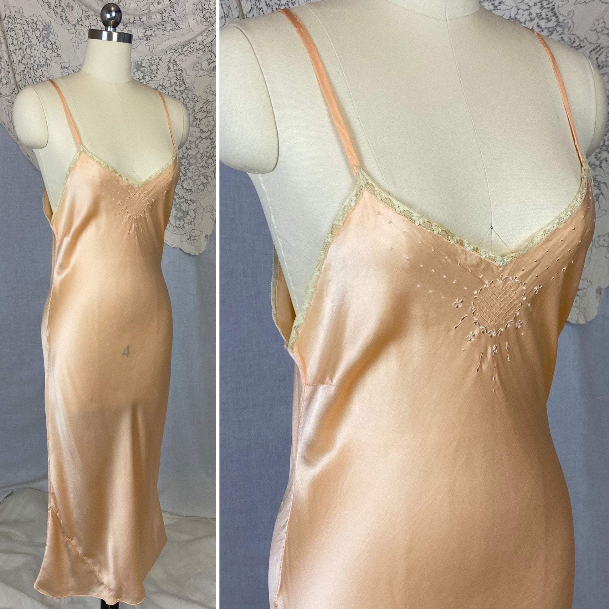 Vintage 1930's Slip | Rich Peach Silk Charmeuse with Embroidery | Size 34-38, M/LG - Daggers & Dames