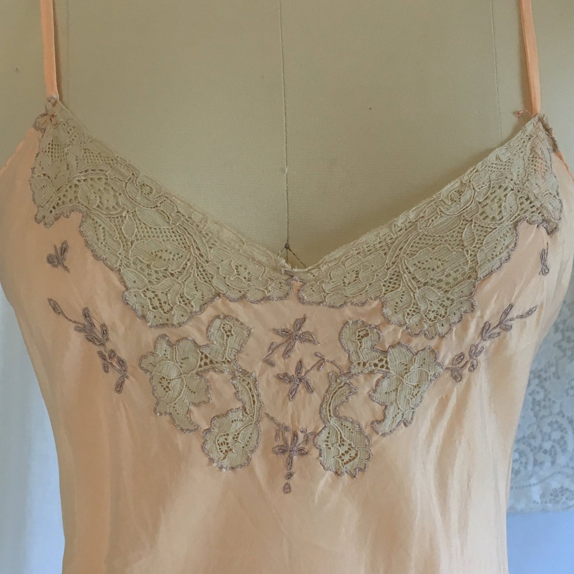 Vintage 1930's Slip | Rose Peach Silk with Lace Inserts & Embroidery | Size LG - Daggers & Dames