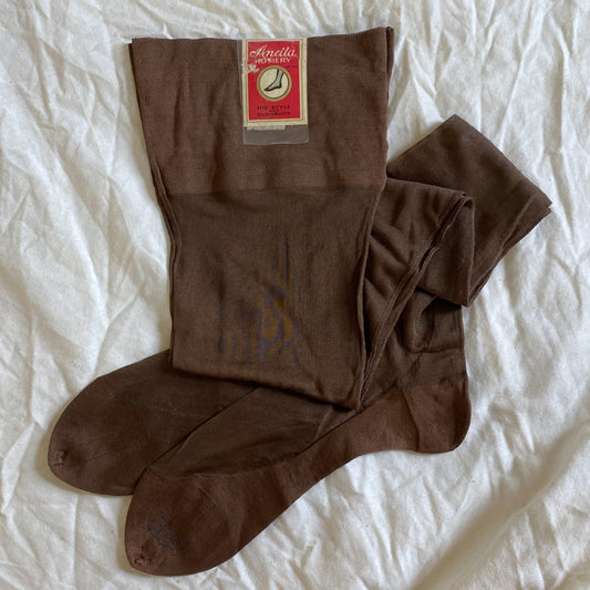 Vintage 1930's Stockings | Rich Mocha Brown Silk with Exposed Seam & Reinforced Toe | Size 9 - 9.5 | Aneita -New with Tag - Daggers & Dames