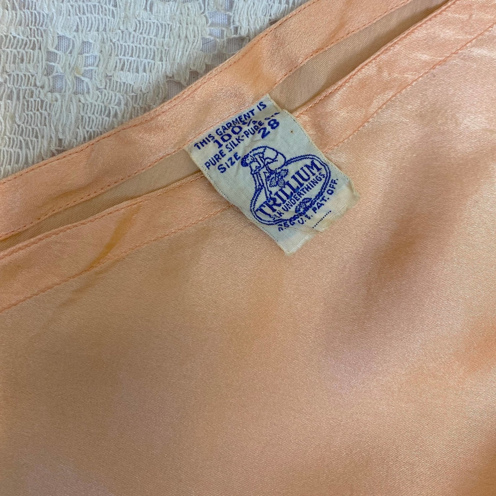 Vintage 1930's Tap Pants | Hand Stitched Rich Peach Silk with Floral Embroidery | Size S, M | Trillium - Daggers & Dames