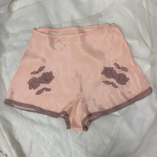 Vintage 1930's Tap Pants | Rich Petal Pink Silk with Deep Blush Lace Appliqué | Size S - Daggers & Dames