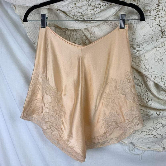 Vintage 1930's Tap Pants | Size S/M | Rich Peach Silk Charmeuse with Sheer Floral Lace & Hand Rolled Seams - Daggers & Dames