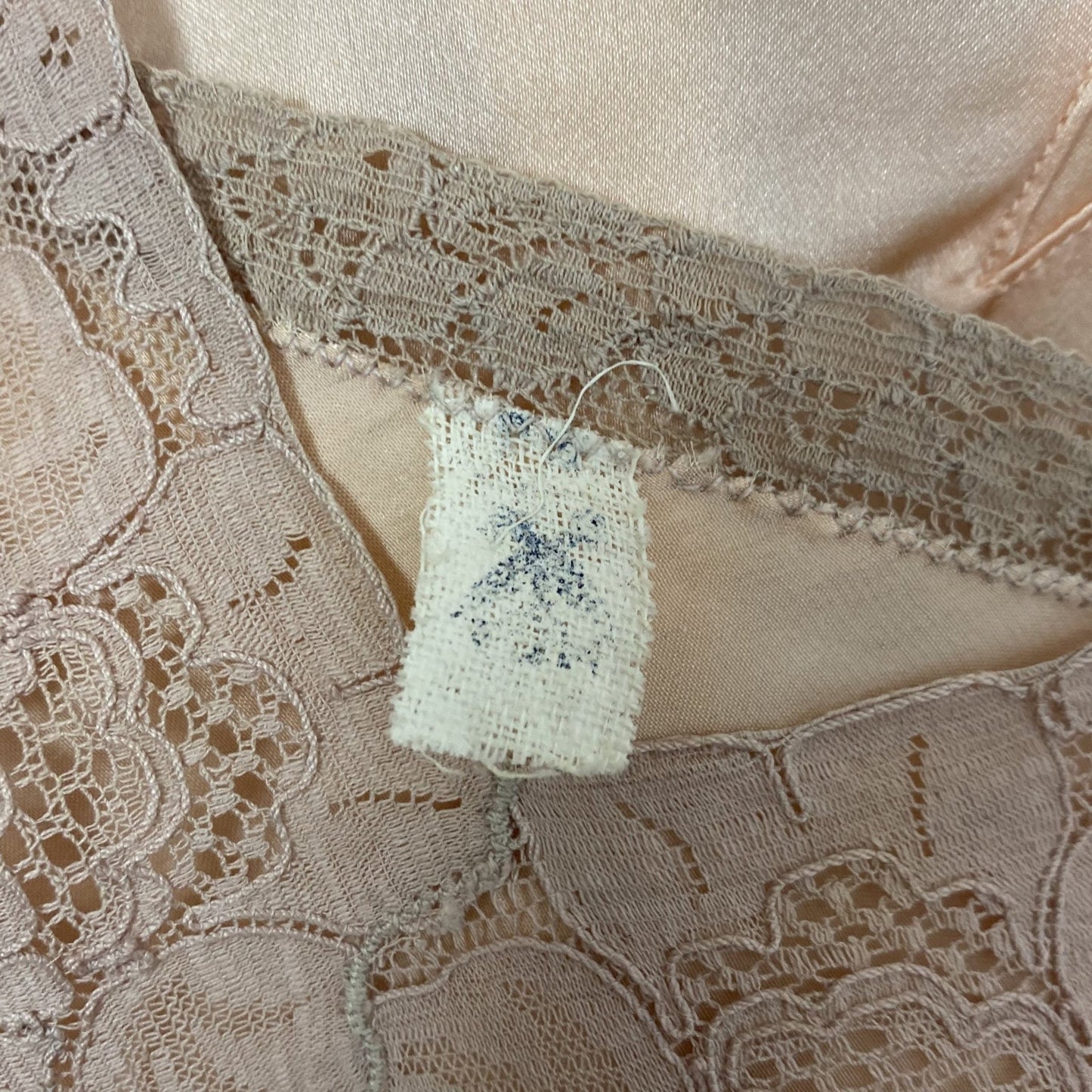 Vintage 1930's Teddy Chemise | Light Peach Silk Charmeuse with Nude Lace | Size 35 Bust, S | Rare NRA Label - Daggers & Dames