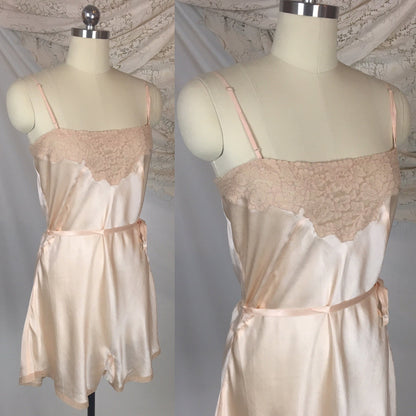 Vintage 1930's Teddy Chemise | Light Peach Silk with Alençon Lace & Ribbon Tie | Dunning Pure Silk | Size LG - Daggers & Dames