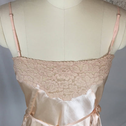 Vintage 1930's Teddy Chemise | Light Peach Silk with Alençon Lace & Ribbon Tie | Dunning Pure Silk | Size LG - Daggers & Dames