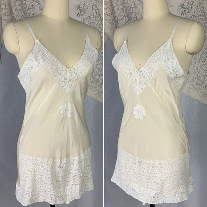 Vintage 1930's Teddy Chemise | Sheer Ivory Silk with White Floral Lace | Size SM - Daggers & Dames