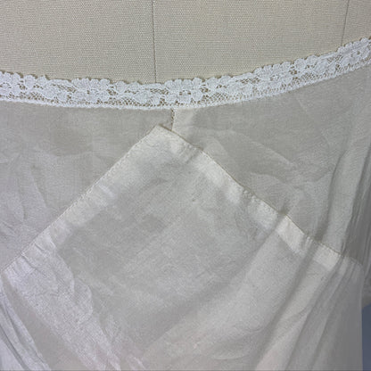 Vintage 1930's Teddy Chemise | Sheer Ivory Silk with White Floral Lace | Size SM - Daggers & Dames