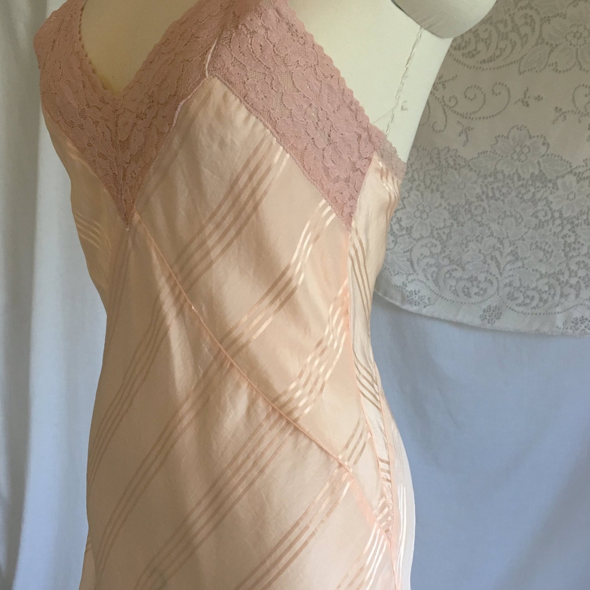 Vintage 1930's Teddy | Peach Silk with Satin Stripes & Mauve Pink Lace | Streamline Lingerie | Size XS - Daggers & Dames