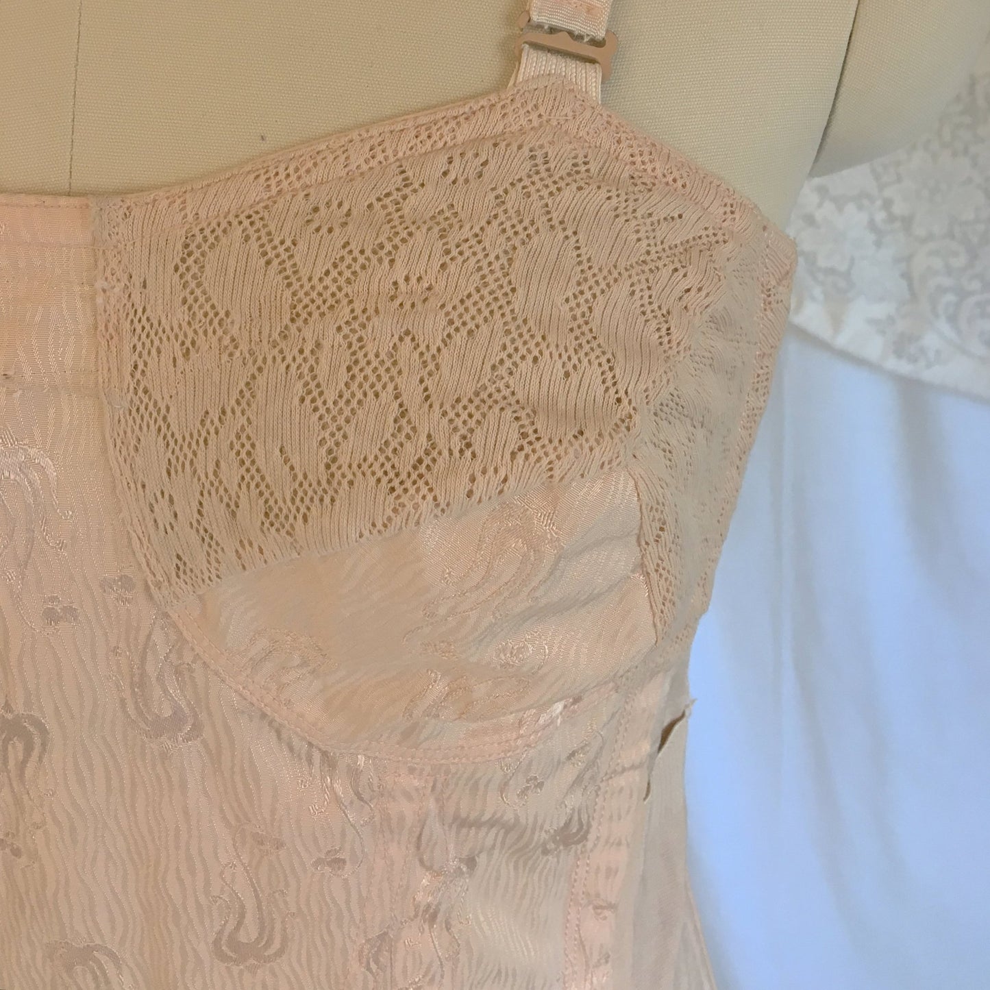 Vintage 1940's All in One Girdle | Antique Rose Pink Rayon with Satin Damask & Cotton Lace | Famise | Size M, LG - Daggers & Dames