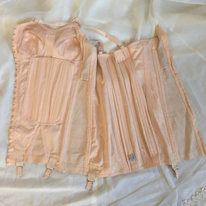 Vintage 1940's All in One Girdle | Antique Rose Pink Rayon with Satin Damask & Cotton Lace | Famise | Size M, LG - Daggers & Dames