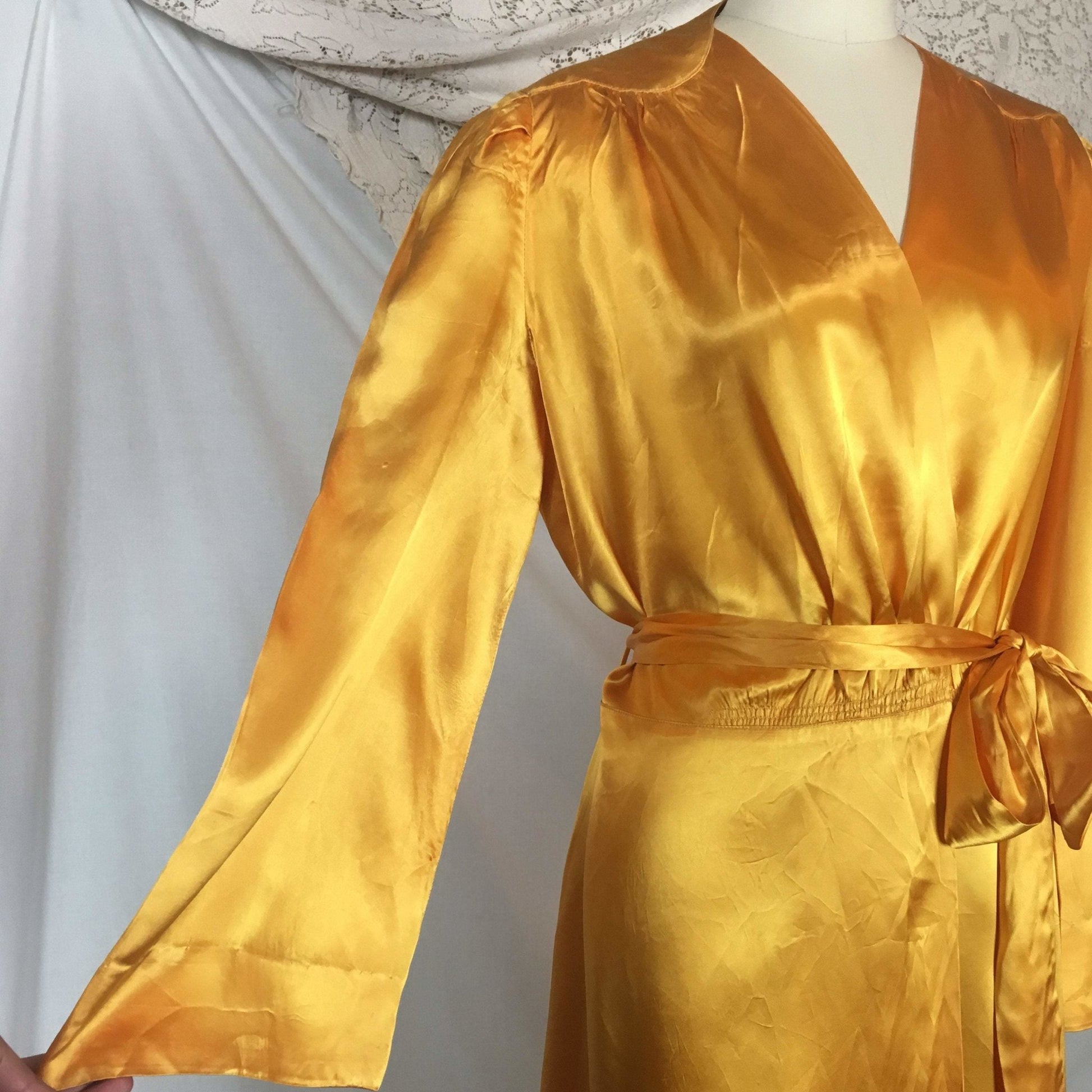 Vintage 1940's Beach Pajama Set | Size LG | Gold Rayon Satin Robe with Pajama Top & Palazzo Pants | Rothley - Maurice Rothschild - Daggers & Dames