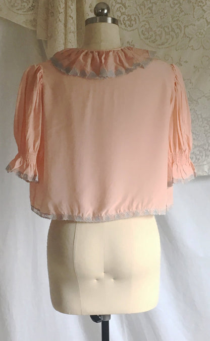 Vintage 1940's Bed Jacket | Bubblegum Pink Rayon with Gray Heart Embroidery | Size XS, S - Daggers & Dames