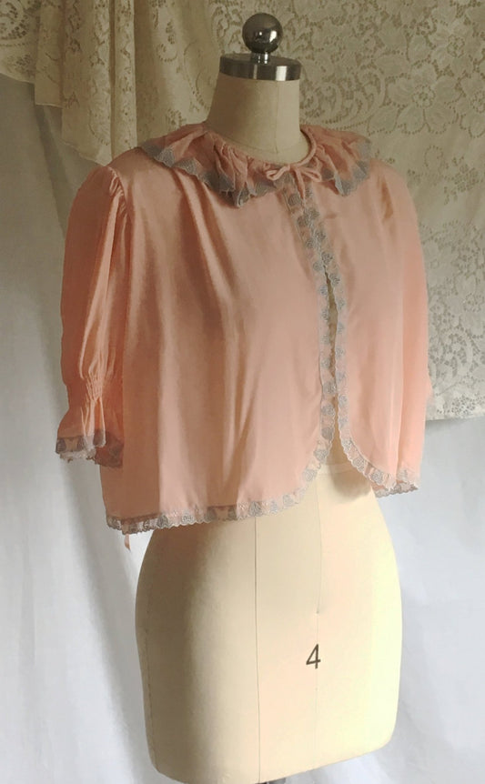 Vintage 1940's Bed Jacket | Bubblegum Pink Rayon with Gray Heart Embroidery | Size XS, S - Daggers & Dames