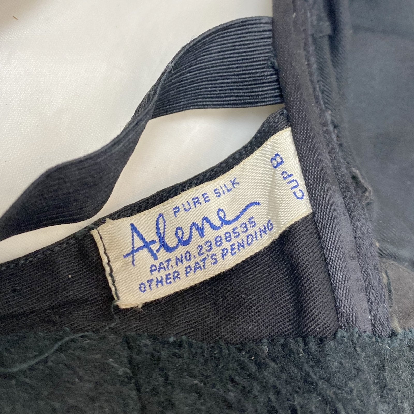 Vintage 1940's Bra | Black Silk with Overwire & Double Strap Back | Size 32 C, 34 B, 36 A - Daggers & Dames