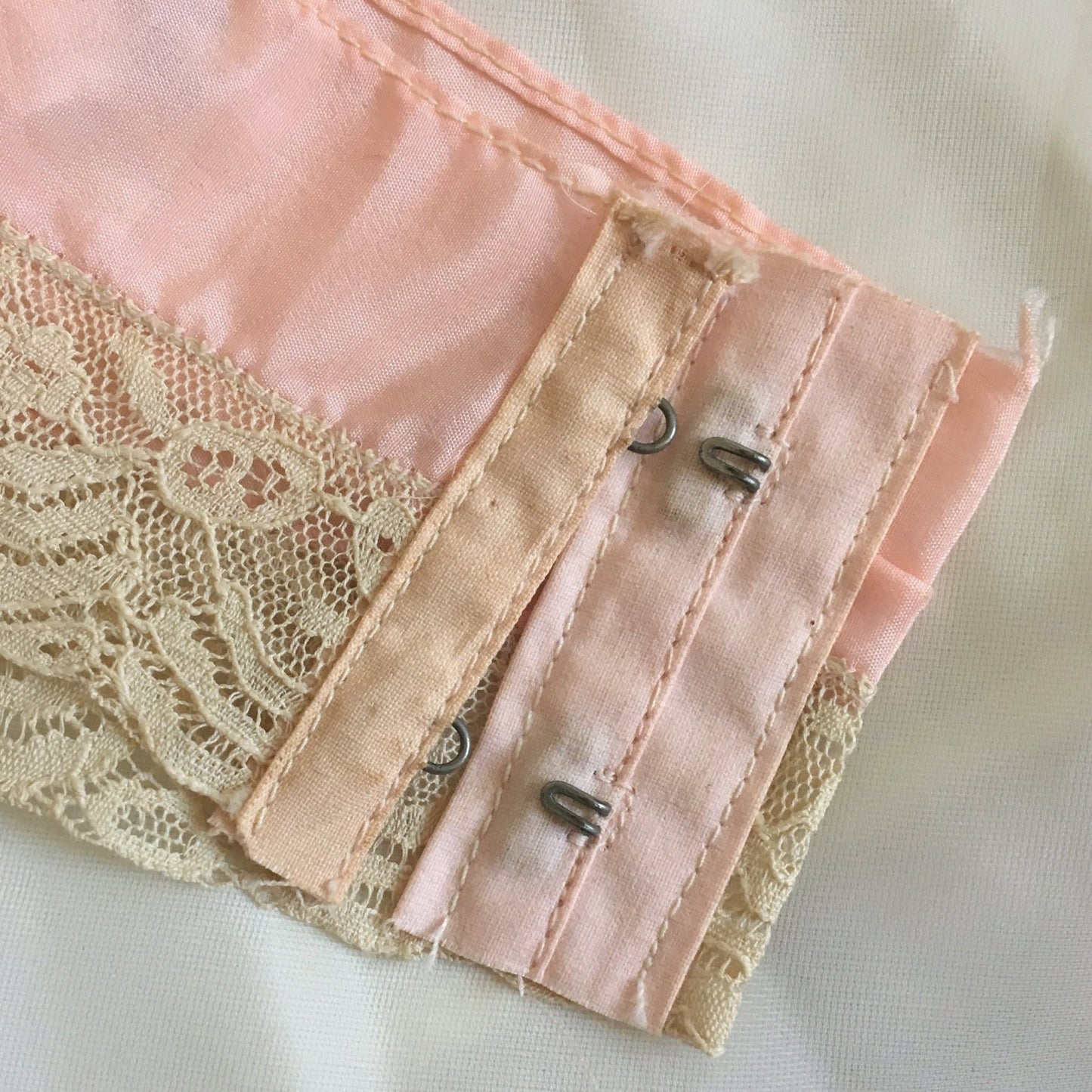 Vintage 1940's Bra & Tap Pants -New in Box | Light Pink Pure Silk with Ecru Lace | New Old Stock | Flapper Lingerie Set | Size M, LG - Daggers & Dames