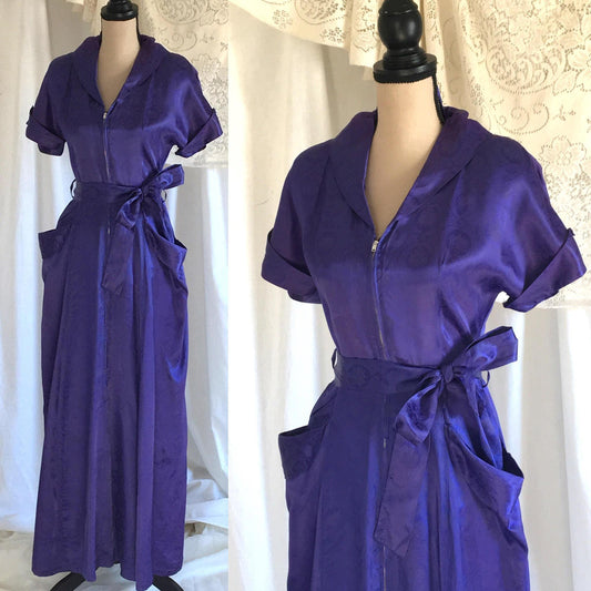 Vintage 1940's Dressing Gown | Cobalt Blue Damask Rayon Satin with Violet Patina | Mode O Day | Boho Maxi Dress | Size S - Daggers & Dames
