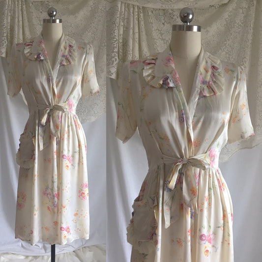 Vintage 1940's Dressing Gown | Creamy White Rayon Satin with Pastel Floral Pattern | Size S, M - Daggers & Dames