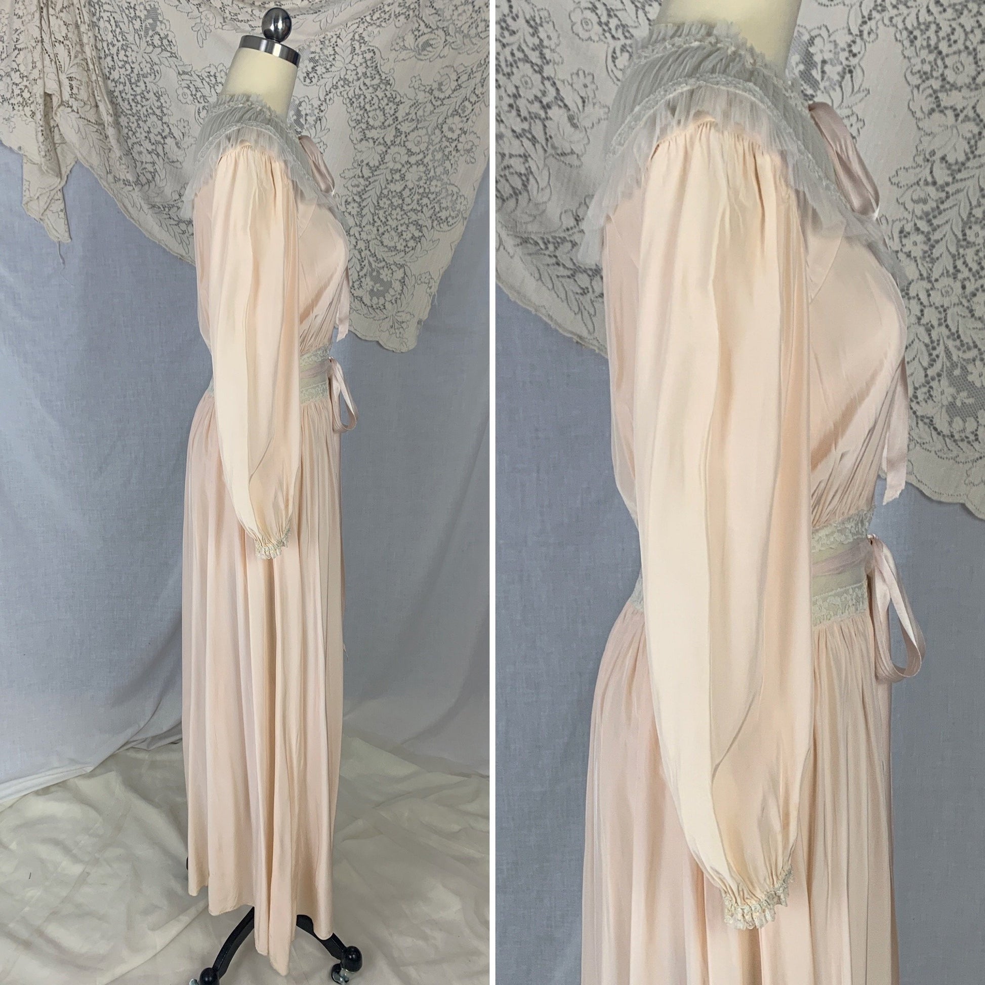 Vintage 1940's Dressing Gown Robe | Creamy Peach Rayon with White Ruched Tulle Yoke & Lace | Size XS, S | Radcliffe - Daggers & Dames