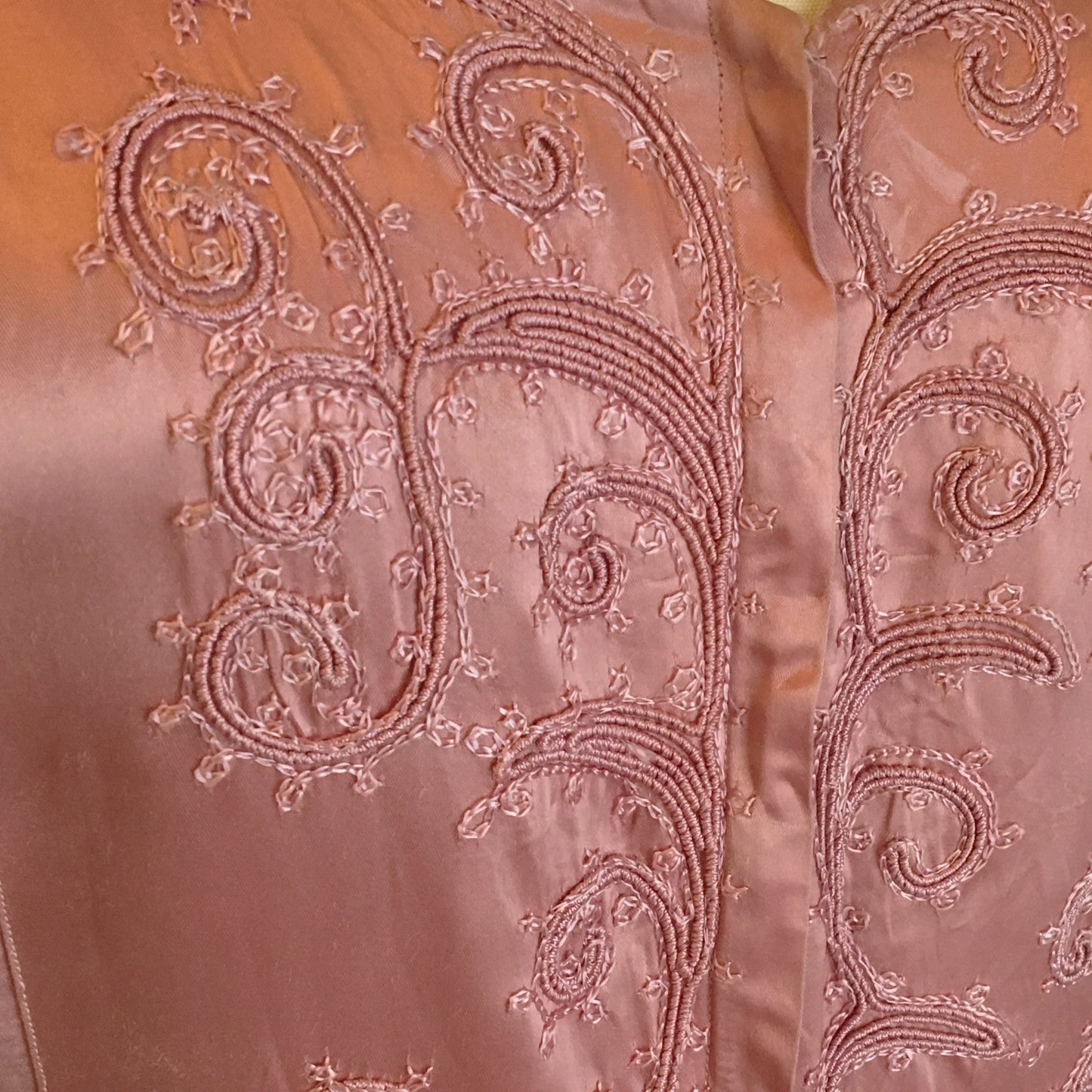 Vintage 1940's Dressing Gown Robe | Deep Blush Pink Satin Charmeuse with Embroidery | Size MED - Daggers & Dames