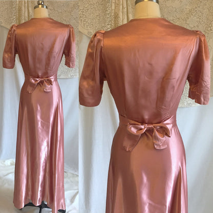 Vintage 1940's Dressing Gown Robe | Deep Blush Pink Satin Charmeuse with Embroidery | Size MED - Daggers & Dames