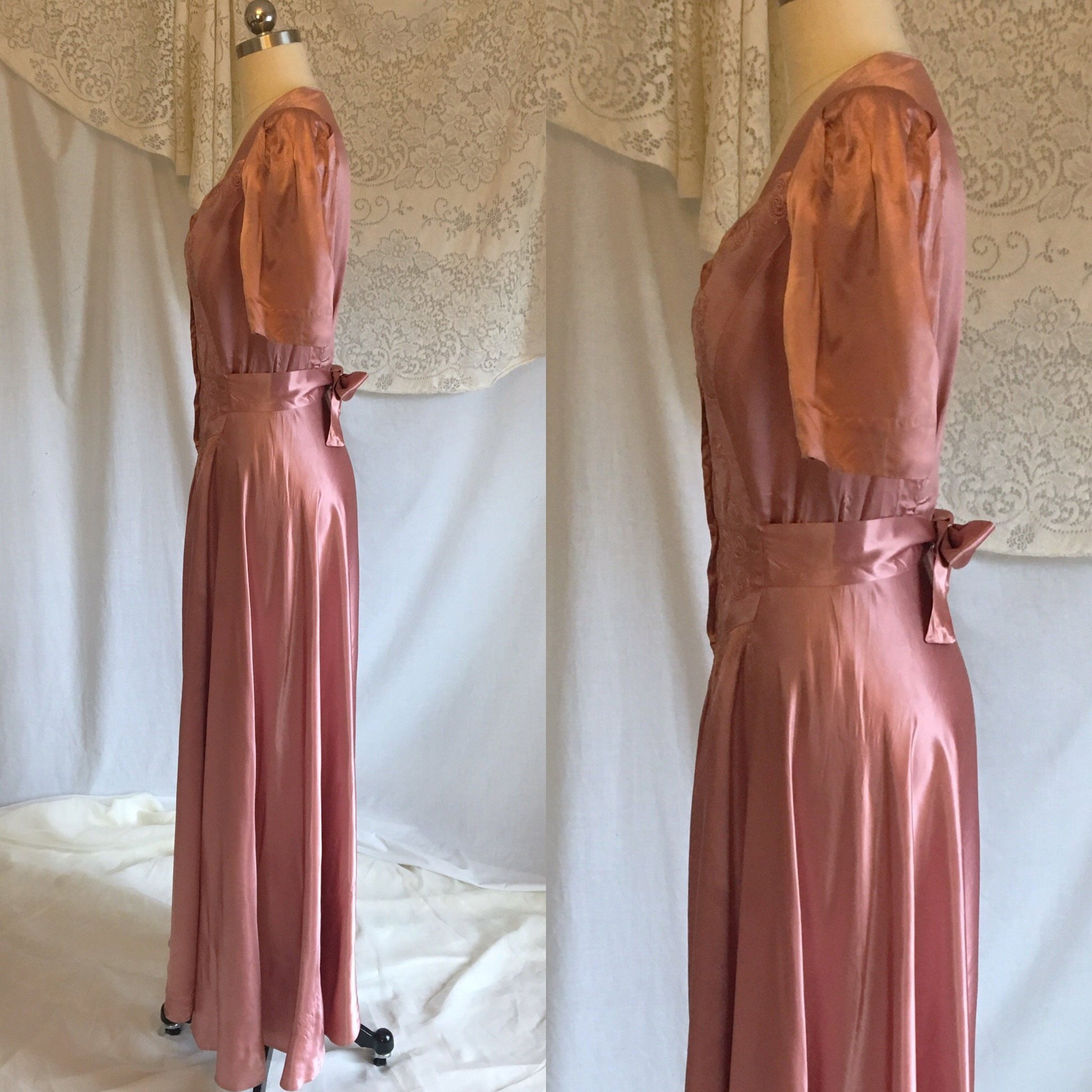 Vintage 1940's Dressing Gown Robe | Deep Blush Pink Satin Charmeuse with Embroidery | Size MED - Daggers & Dames