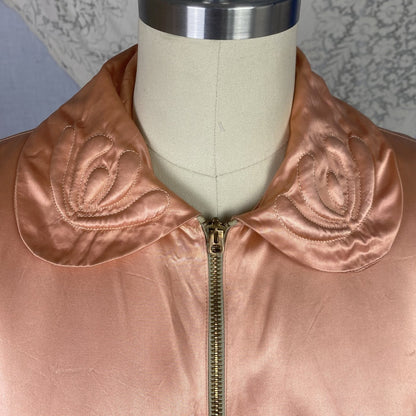 Vintage 1940's Dressing Gown Robe | Deep Peach Rayon Satin with Trapunto Stitching | SIze S, M - Daggers & Dames