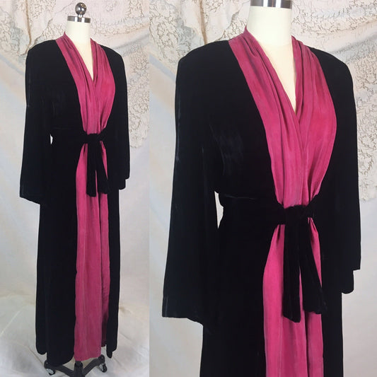 Vintage 1940's Dressing Gown Robe | Inky Black Silk Velvet with Fuchsia Silk | Size SM, MED, LG - Daggers & Dames