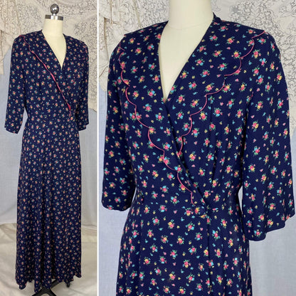 Vintage 1940's Dressing Gown Robe | Navy Blue Brushed Rayon with Floral Print | Size M, LG | Kamore - Daggers & Dames