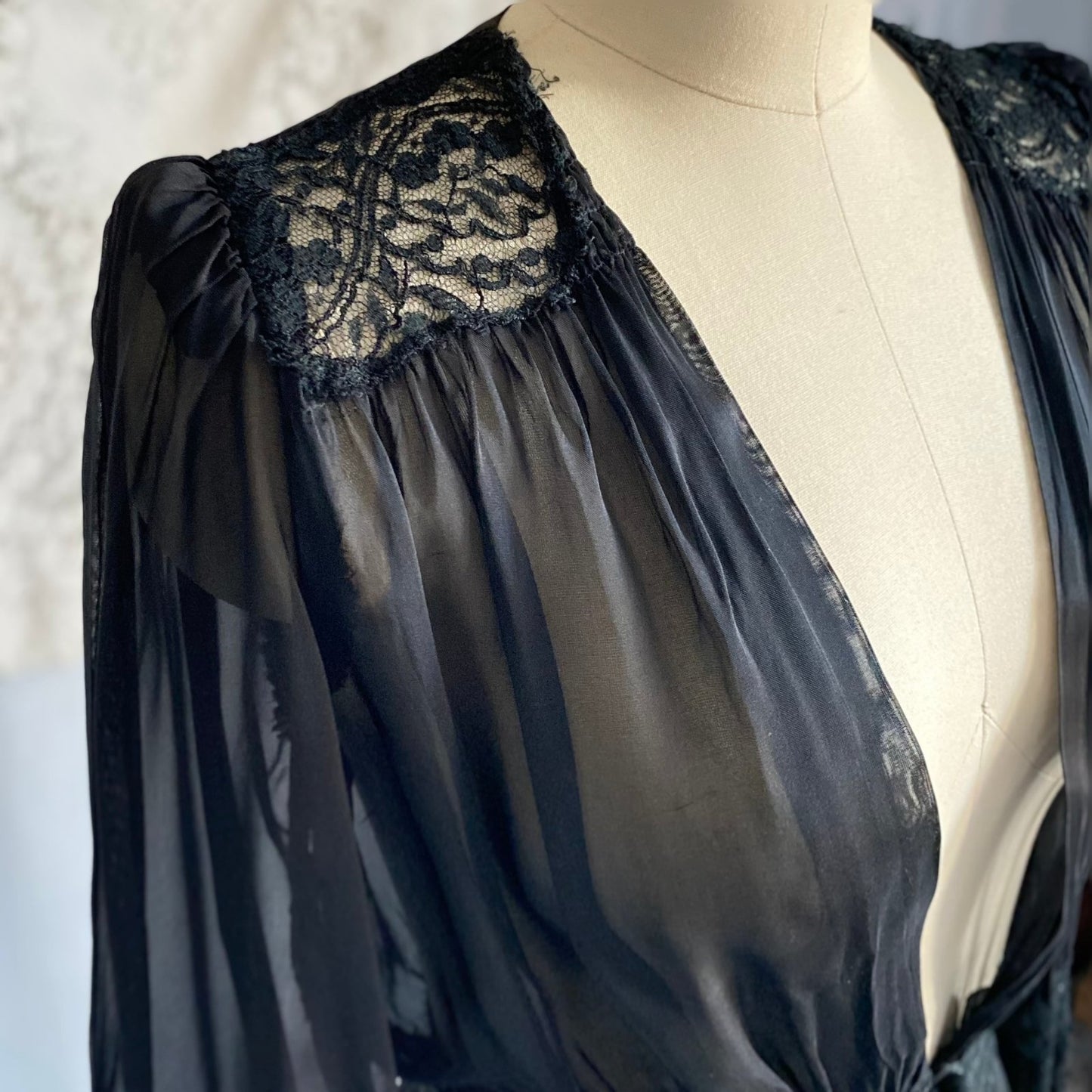 Vintage 1940's Dressing Gown Robe | Sheer Black Silk Chiffon with Chantilly Lace | Size XS - Daggers & Dames