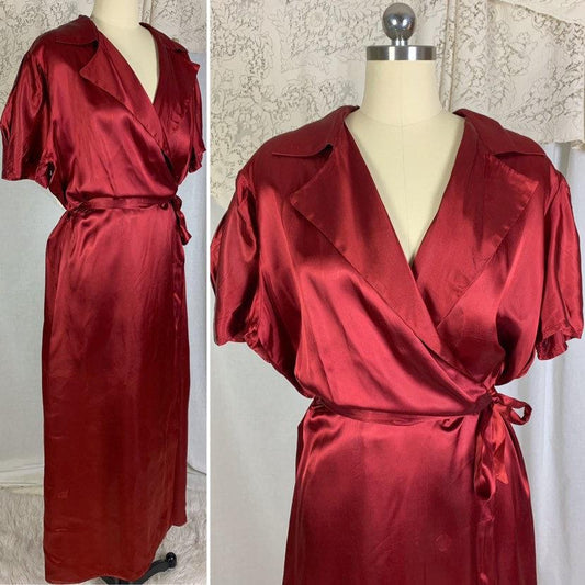 Vintage 1940's Dressing Gown Robe | Size LG, XLG | Ruby Red Rayon Satin | Never Worn - Daggers & Dames
