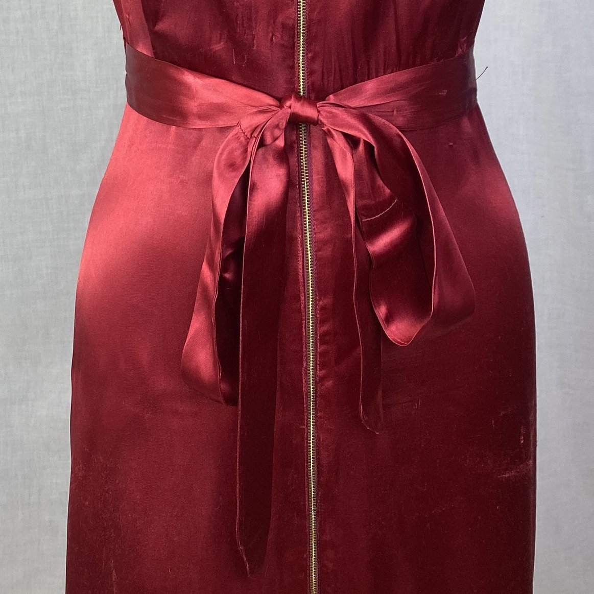 Vintage 1940's Dressing Gown | Ruby Red Rayon Satin with Shirred Princess Sleeves & Brass Zipper | Size XS, S - Daggers & Dames