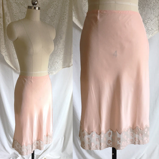 Vintage 1940's Half Slip | Pale Pink Rayon Satin with Embroidered Chiffon Hem | Fray Pruf | Size SM, M - Daggers & Dames