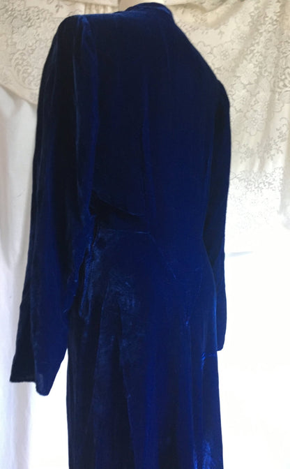 Vintage 1940's Hostess Dress | Cobalt Blue Silk Velvet with Faux Buttons | Size S, M - Daggers & Dames