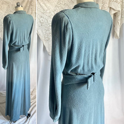 Vintage 1940’s House Dress | Dusty Blue Woolen Fleece with Embroidery | Size M, LG | Gassser, Lugano - Daggers & Dames