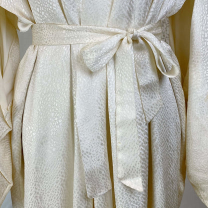 Vintage 1940's Japanese Kimono Robe | Hand Stitched Buttercream Rayon Satin Damask with Golden Dragon Embroidery | Size Free - Daggers & Dames